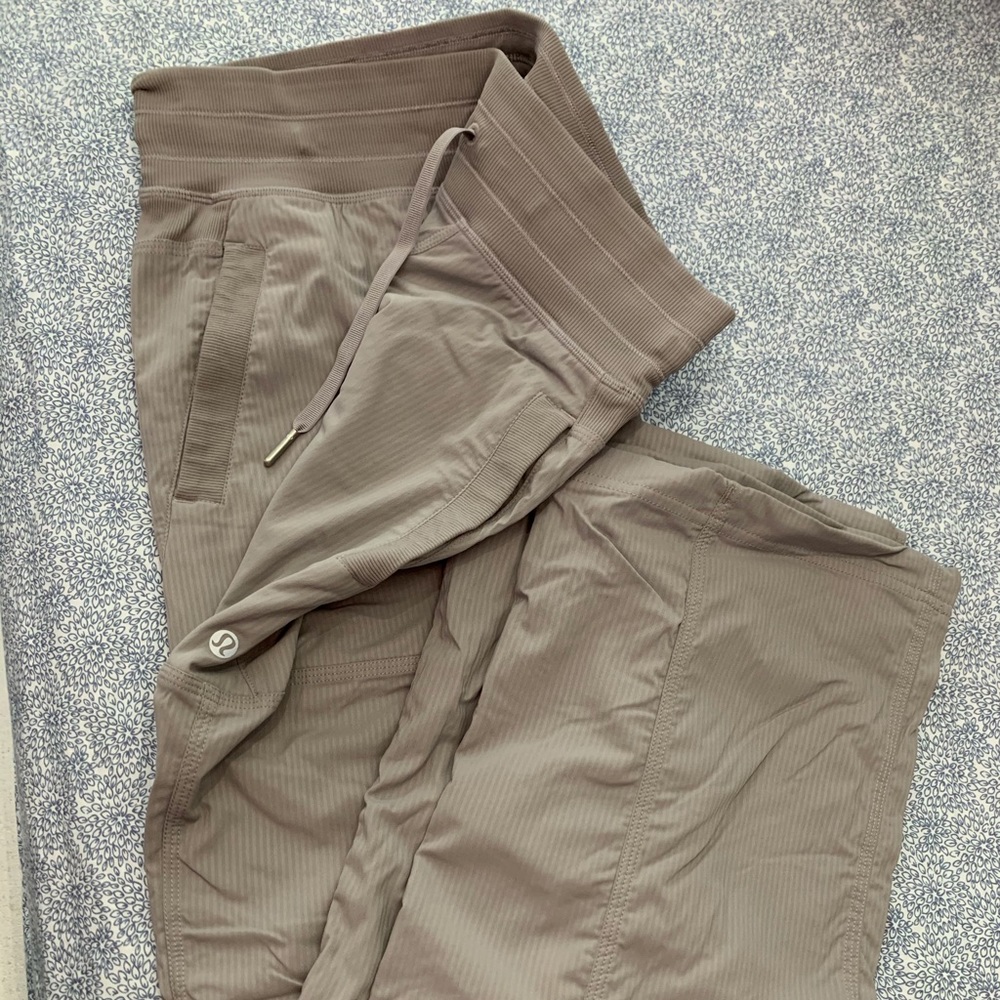 Lululemon Studio Pant- lined.